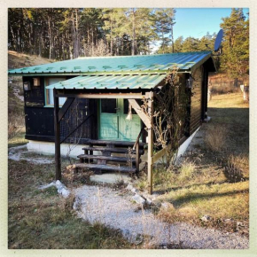 Petit chalet pour amoureux de la nature au « Domaine de Tara »